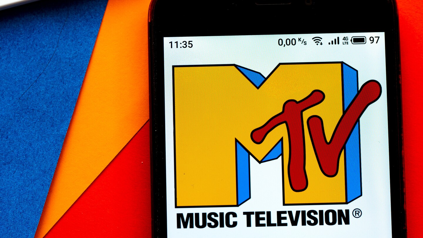 1. Credit - IgorGolovniov - source - shutterstock_1819592030.jpg