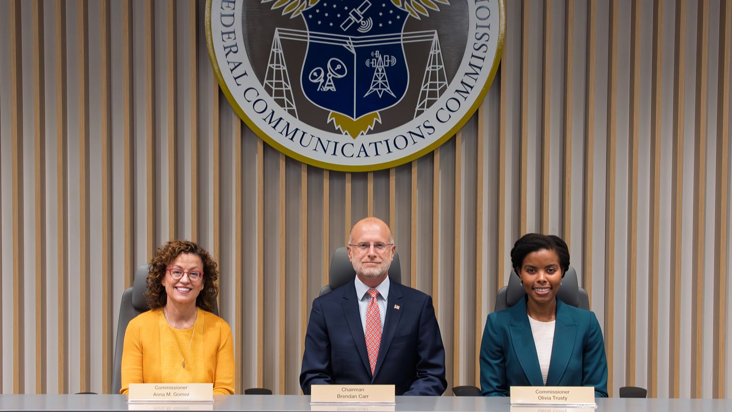 FCC COMMISSIONER PIC  (1).jpg