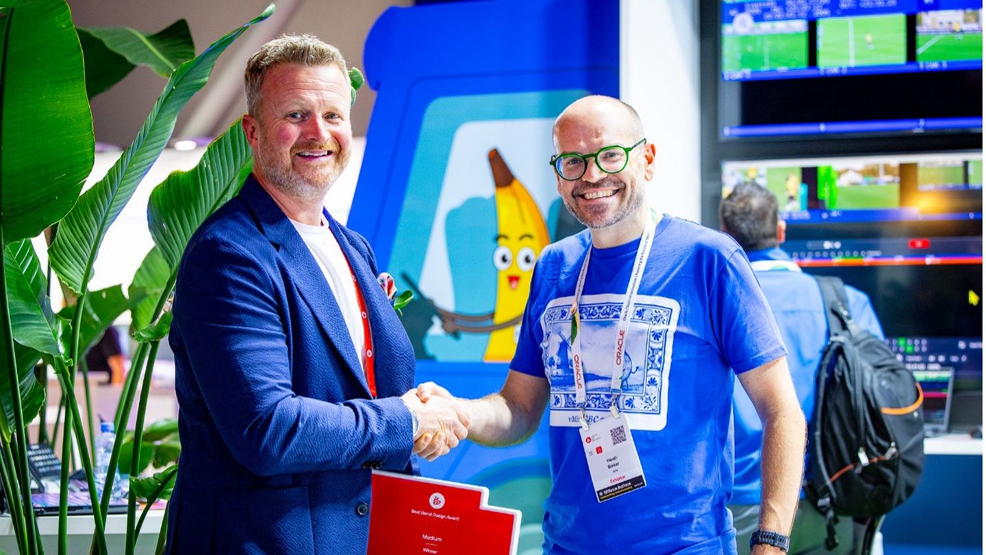Best Stand Design Award – Medium.jpg